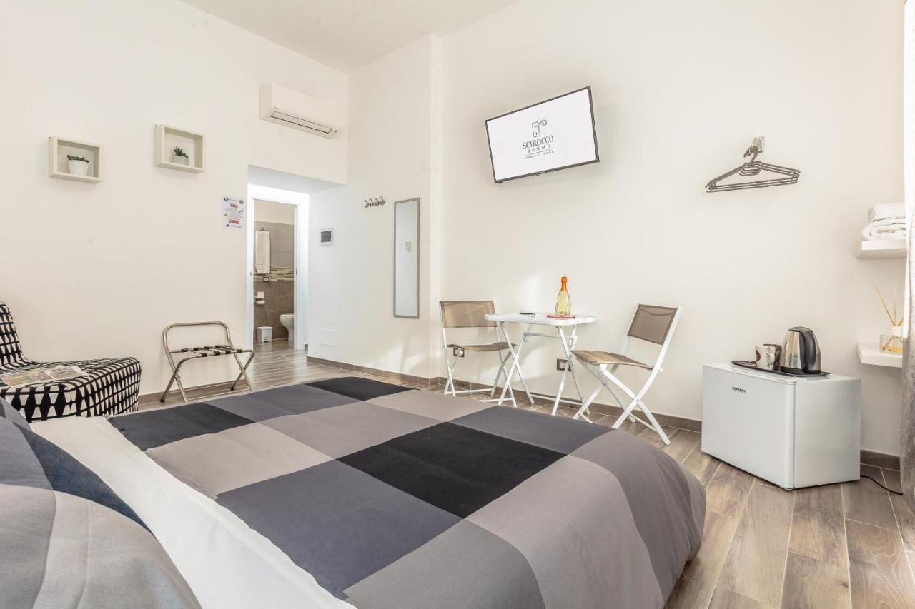 Scirocco Rooms Civitavecchia Bagian luar foto