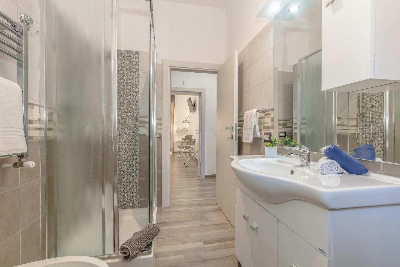 Scirocco Rooms Civitavecchia Bagian luar foto
